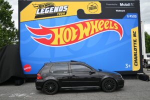2004 Volkswagen Golf R32