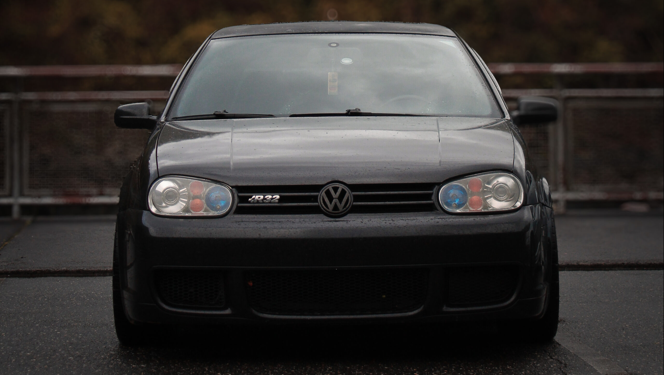 2004 Volkswagen Golf R32