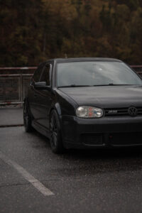 2004 Volkswagen Golf R32