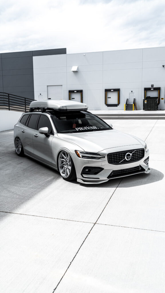 2020 Volvo V60