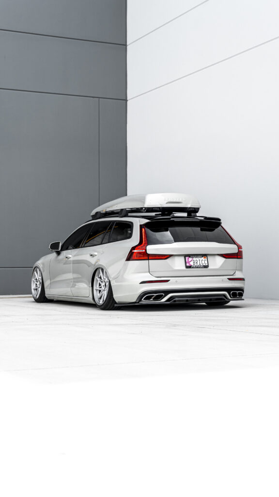 2020 Volvo V60