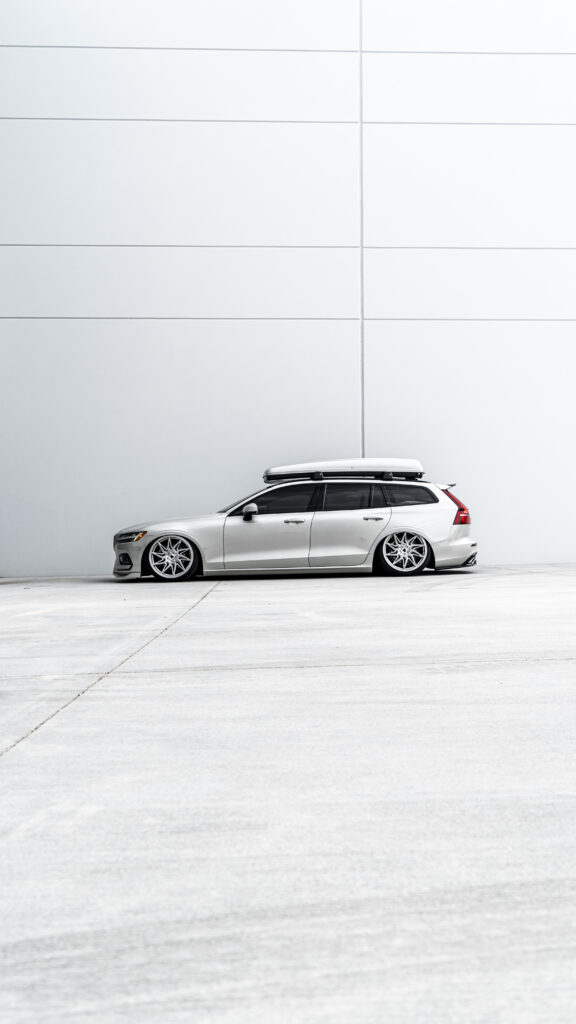 2020 Volvo V60