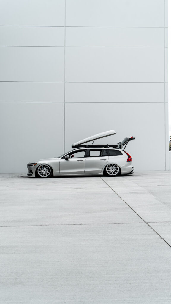 2020 Volvo V60