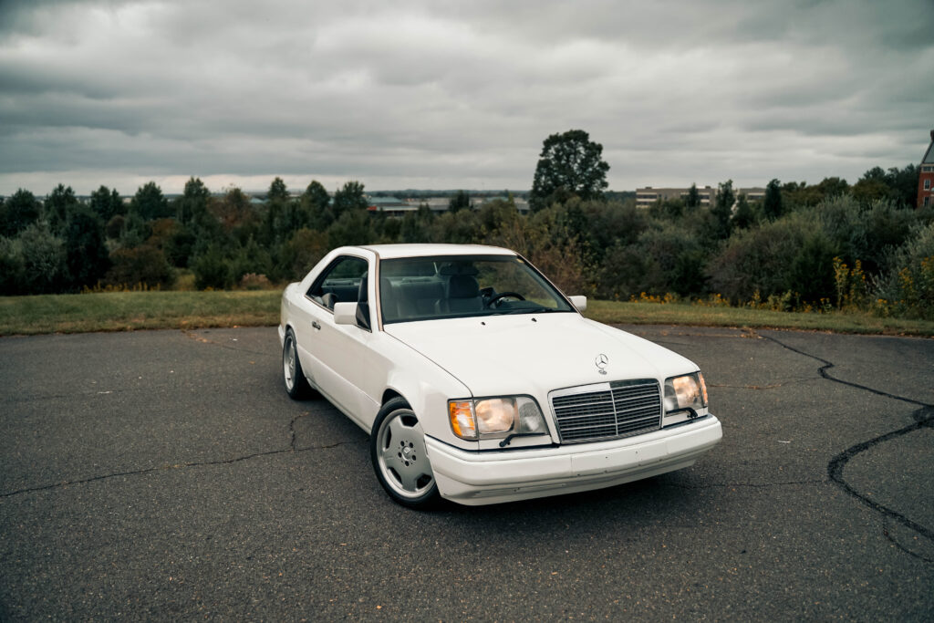 1994 Mercedes-Benz E320