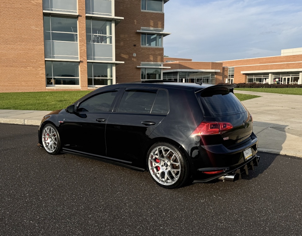 2017 Volkswagen GTI