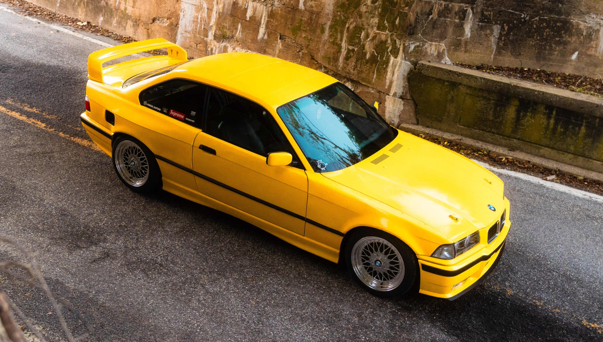 1993 BMW 325is