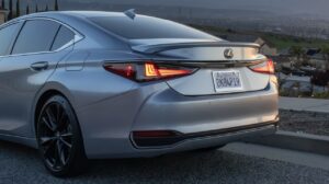 2024 Lexus ES 300