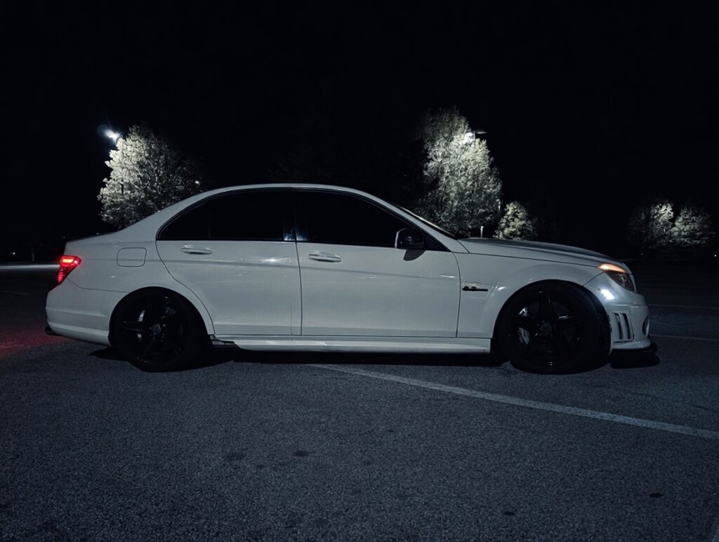 2010 Mercedes-Benz C63 AMG
