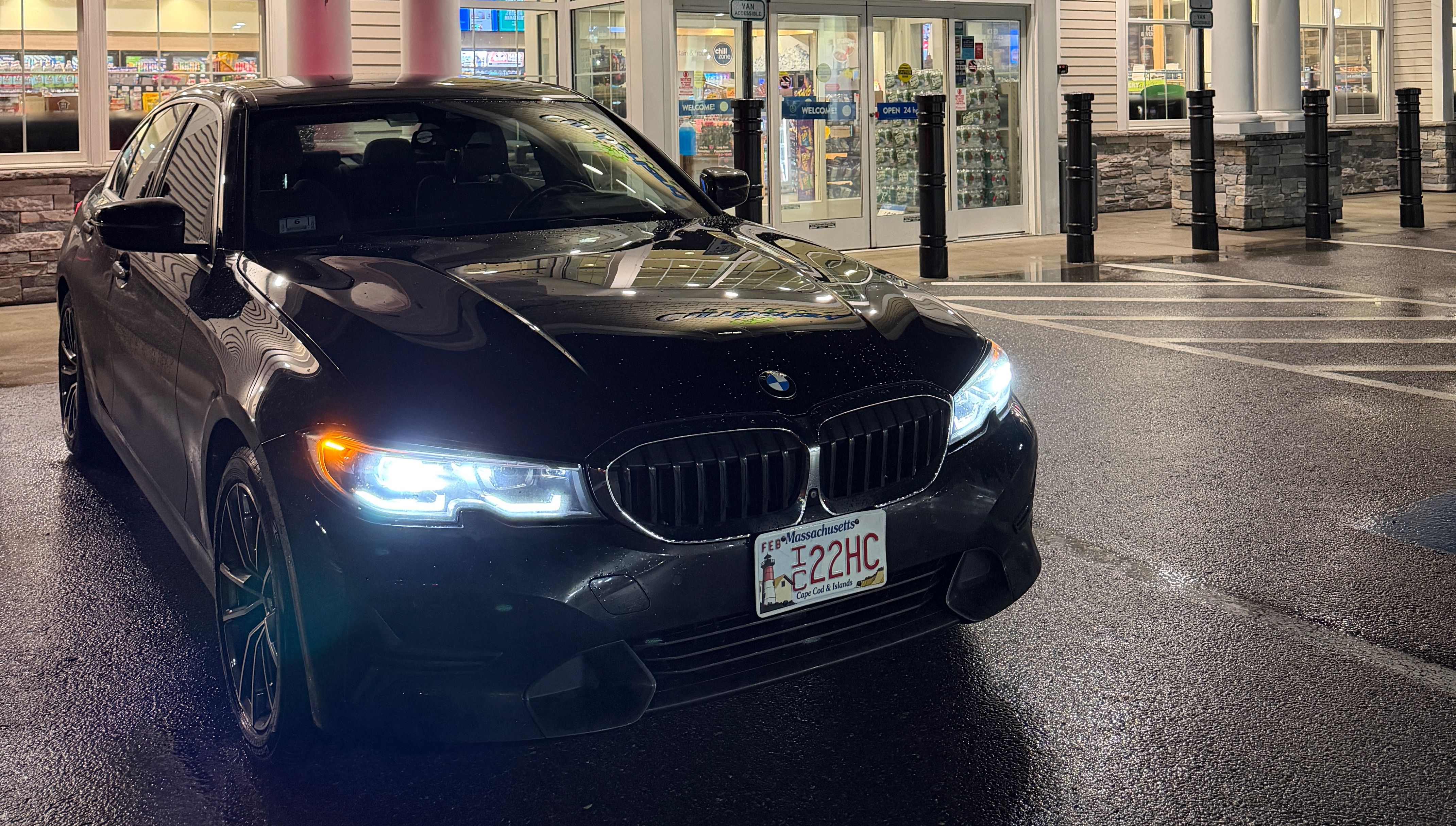 2021 BMW 330i